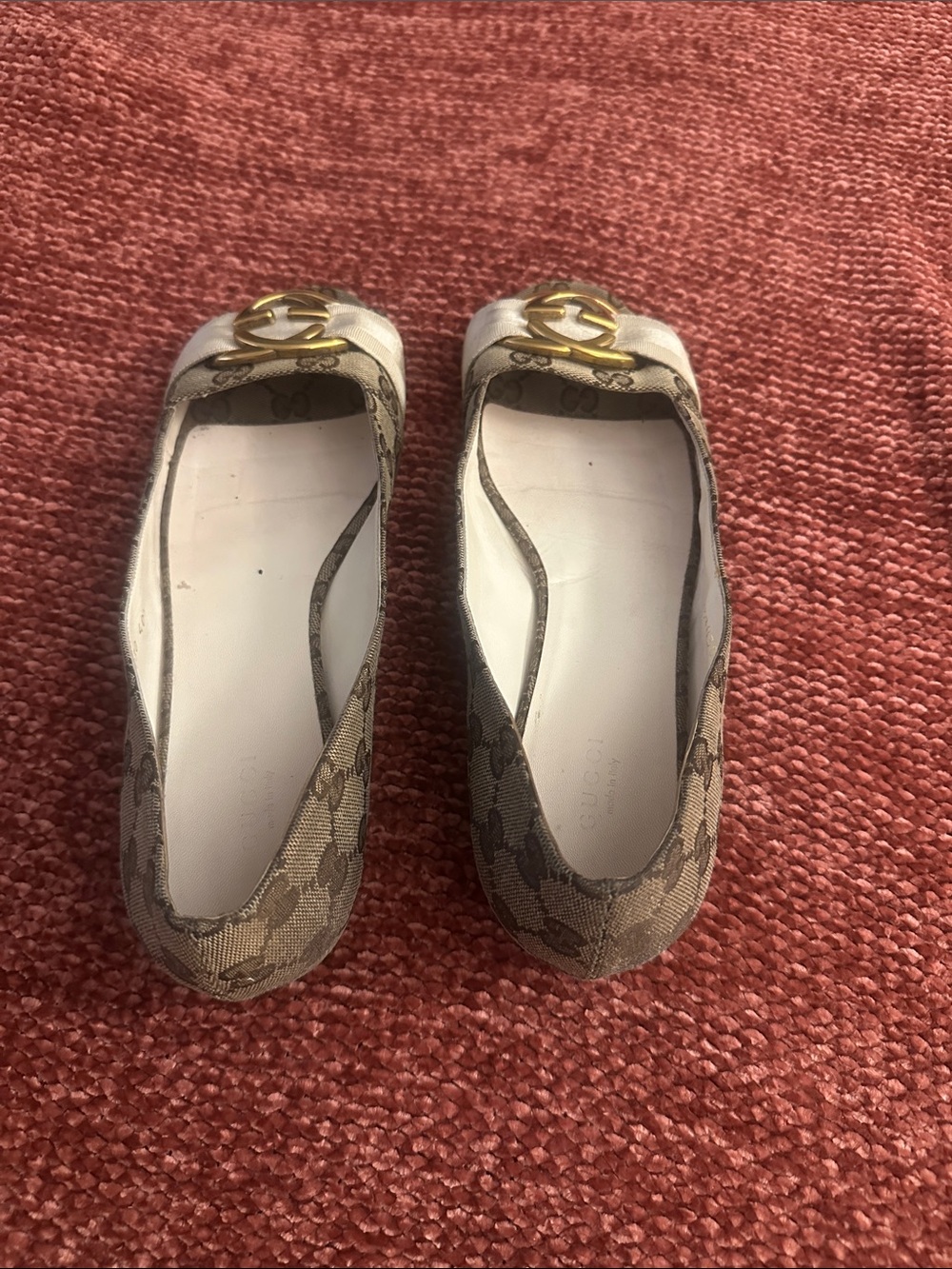 Authentic Gucci GG Canvas Interlocking G Open Toe Flats - Picture 3 of 9